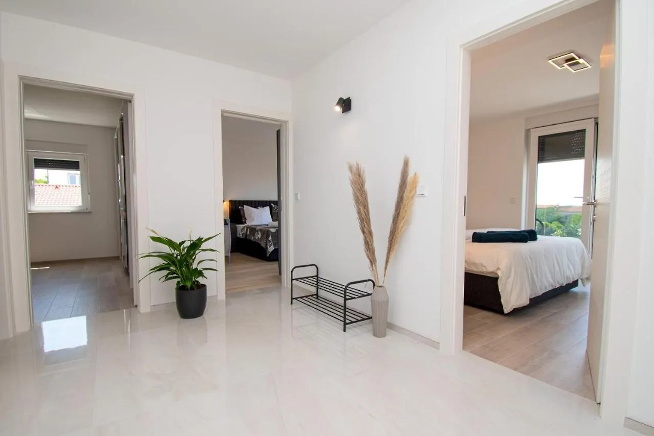 Villa Mina With A Private Pool In Pula